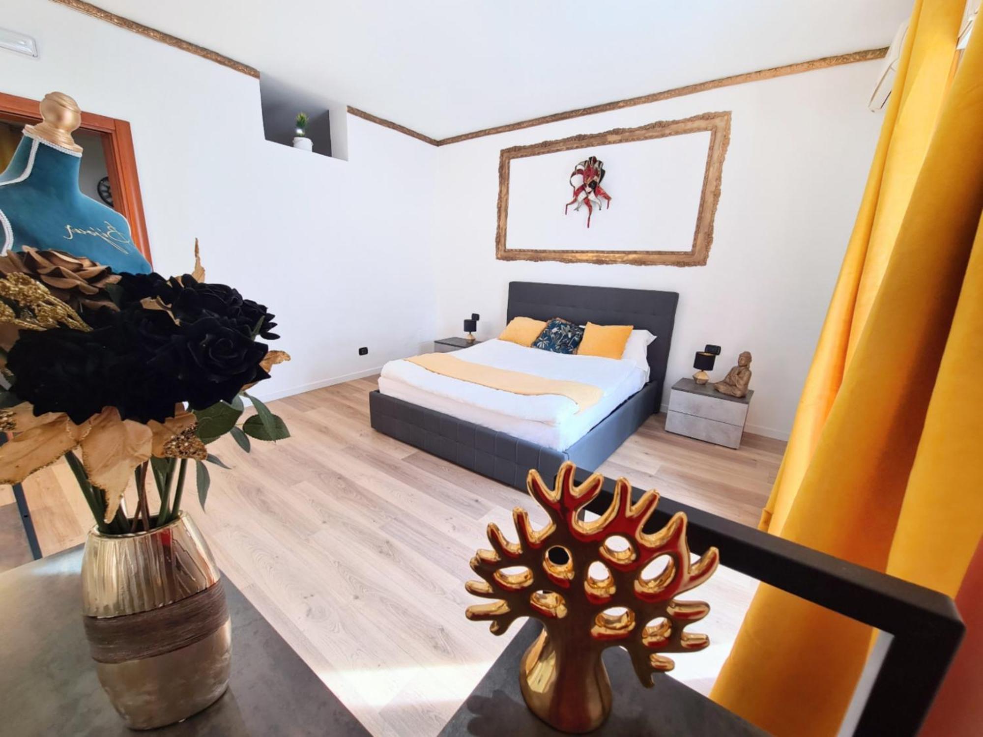 Apartamento Luxury Flat In Center By The Sea Bari Exterior foto